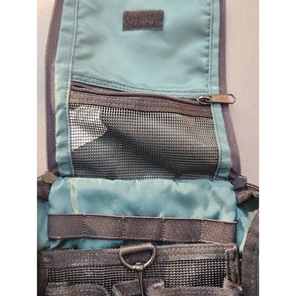 L.L. Bean The Traveler Green Hanging Toiletry Bag Nylon LL Bean Dopp Kit - Picture 3 of 13